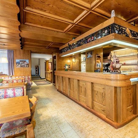 Hotel Italia Канацеї Екстер'єр фото