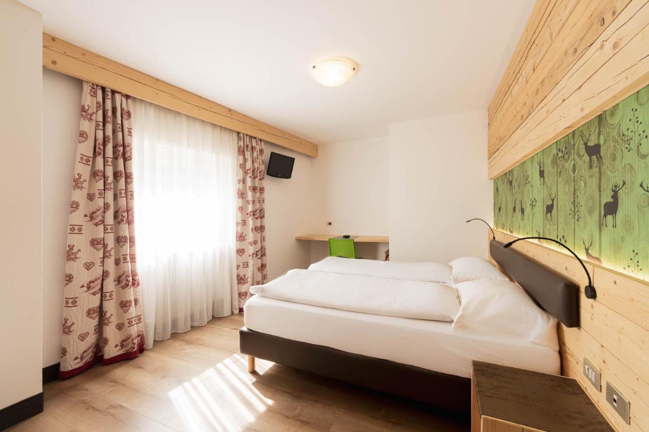 Hotel Italia Канацеї Екстер'єр фото