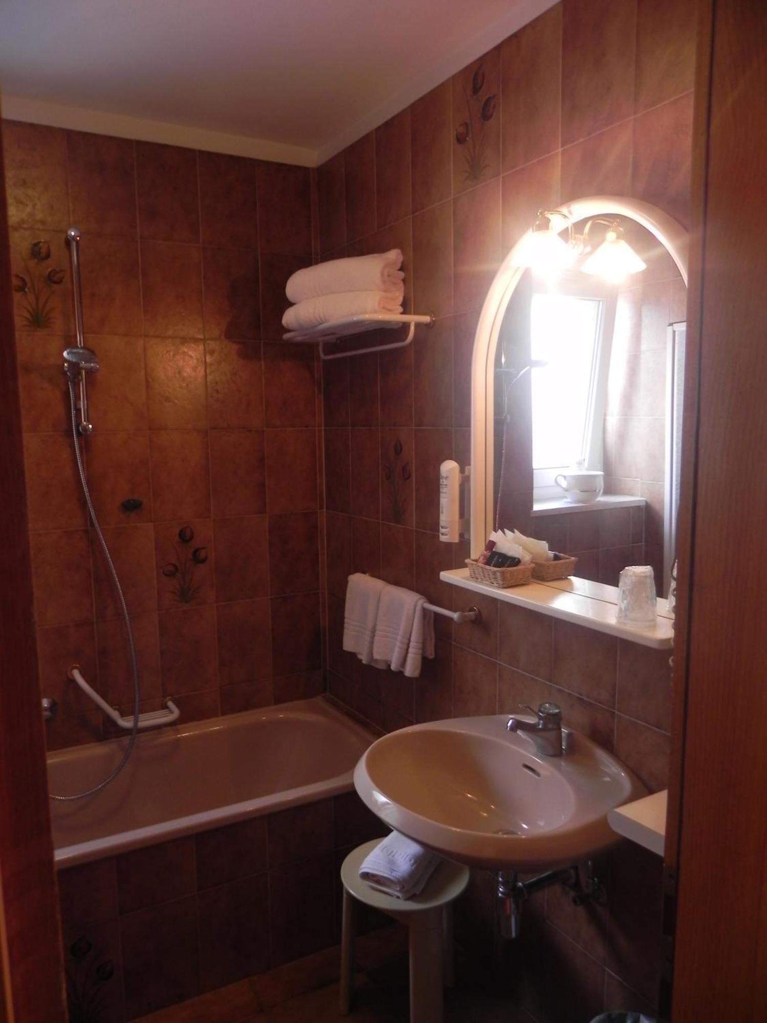 Hotel Italia Канацеї Екстер'єр фото