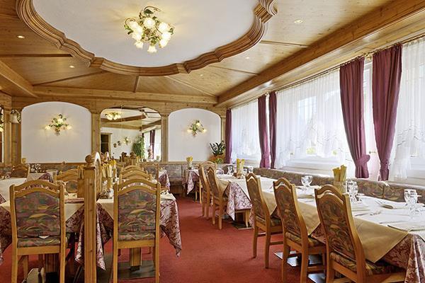 Hotel Italia Канацеї Екстер'єр фото