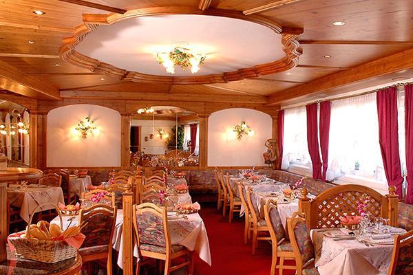 Hotel Italia Канацеї Екстер'єр фото
