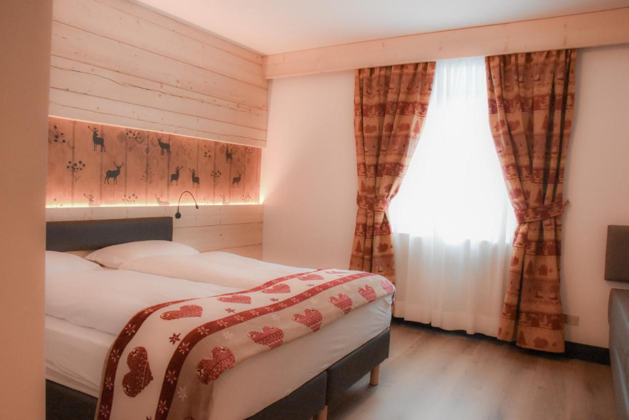 Hotel Italia Канацеї Екстер'єр фото