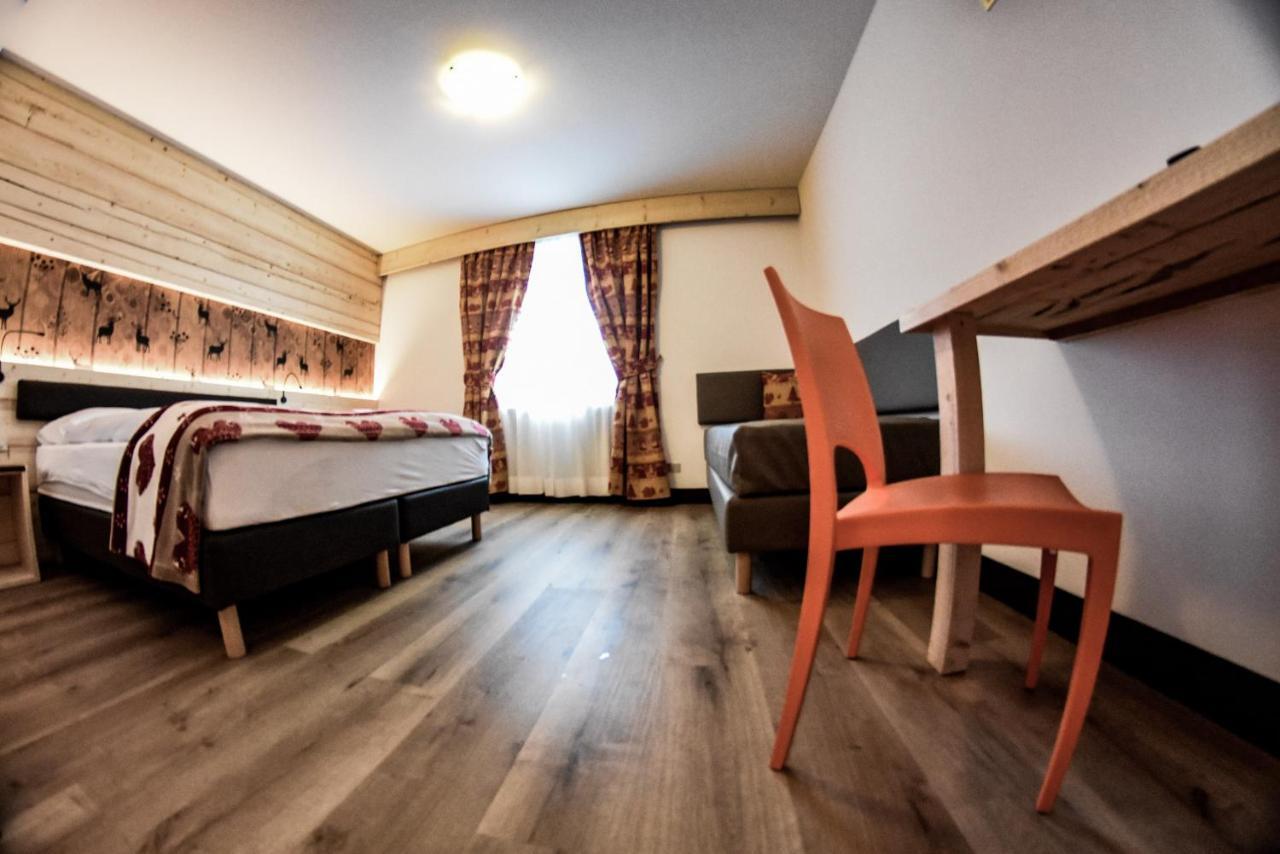 Hotel Italia Канацеї Екстер'єр фото